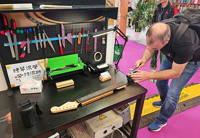 Shuangjian's New Music Files Shine at Shanghai International Musical Instrument Exhibition, Enthralling Music Lovers Worldwide